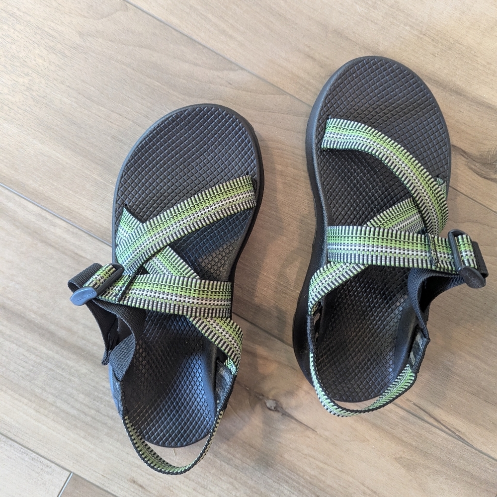 Men's Chaco Z1 Green Size 7 Vibram Soles